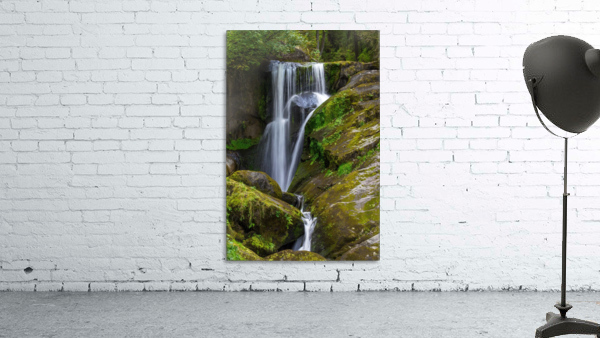 Weaving Falls Wall Preview