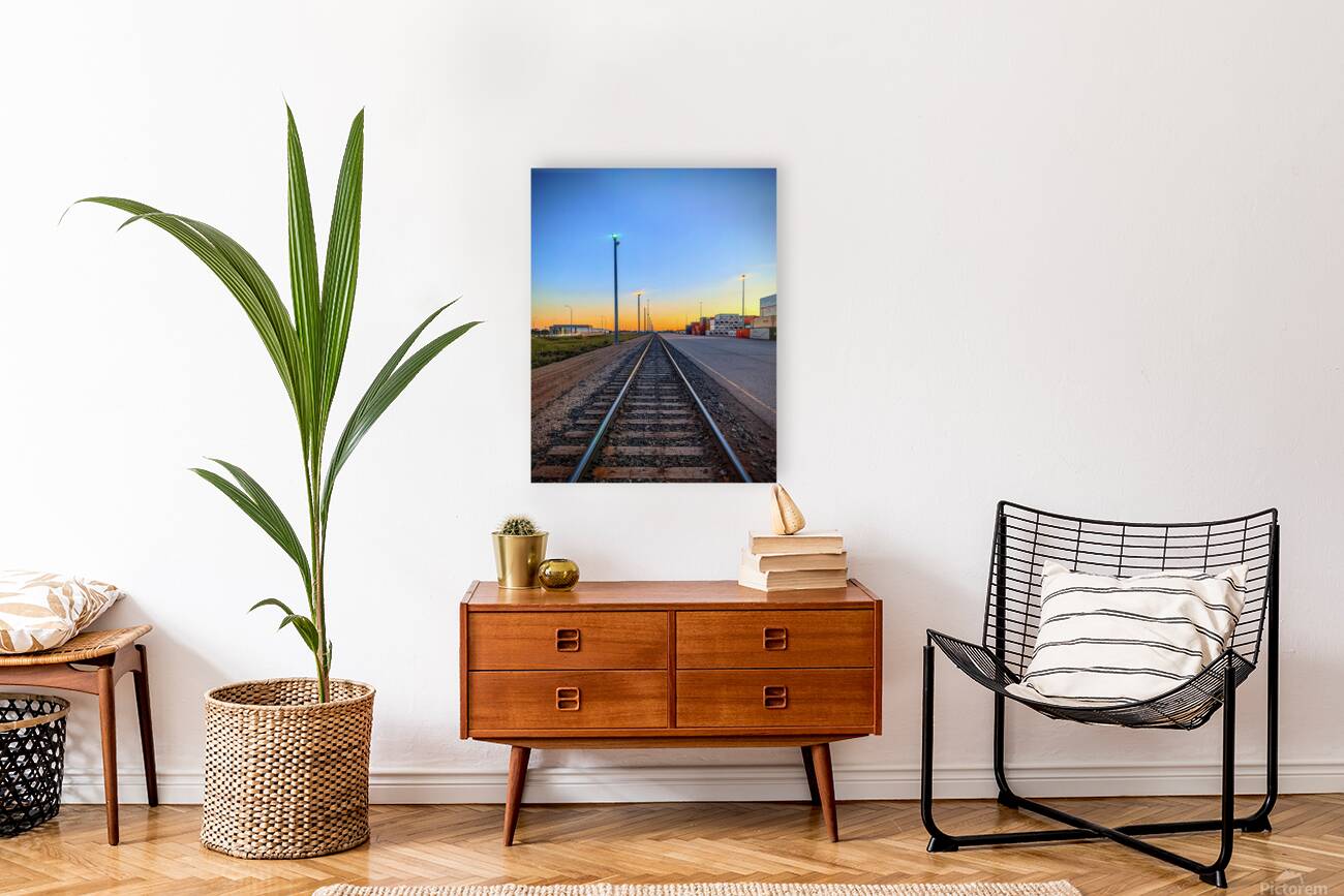 Leading Lines Reproduction
