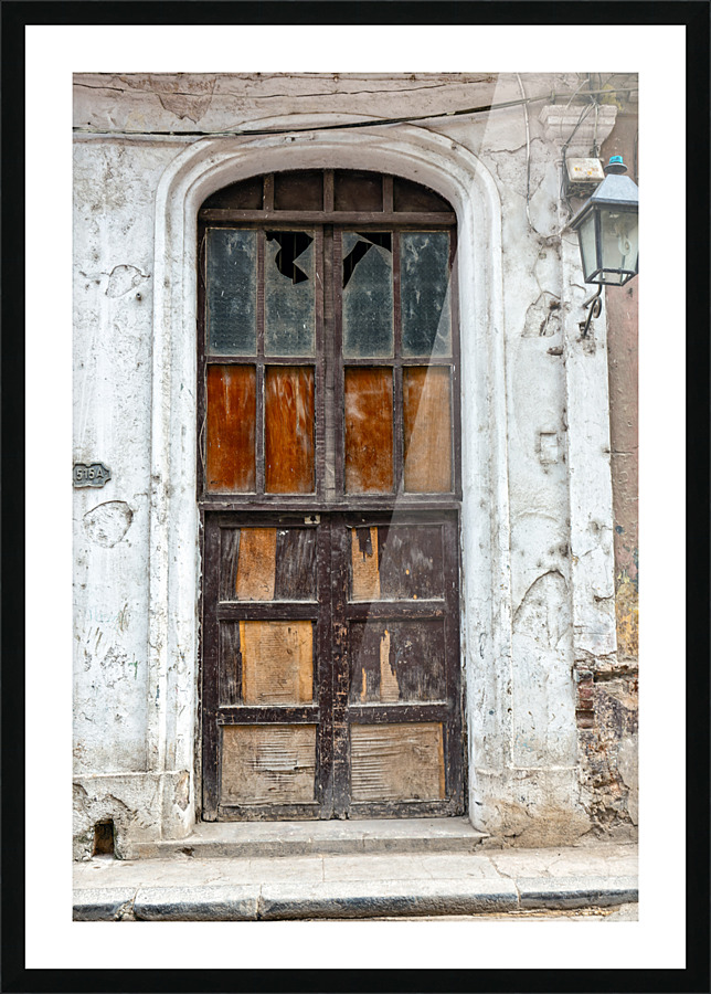 Porte de Cuba 9 Picture Frame print