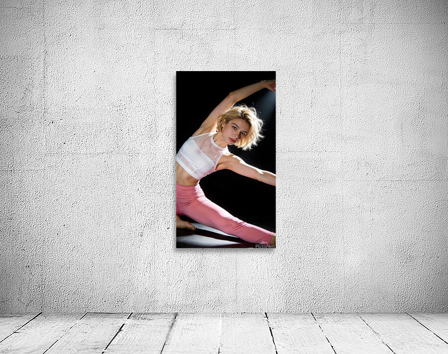 Dynamic Dance 5 Wall Preview