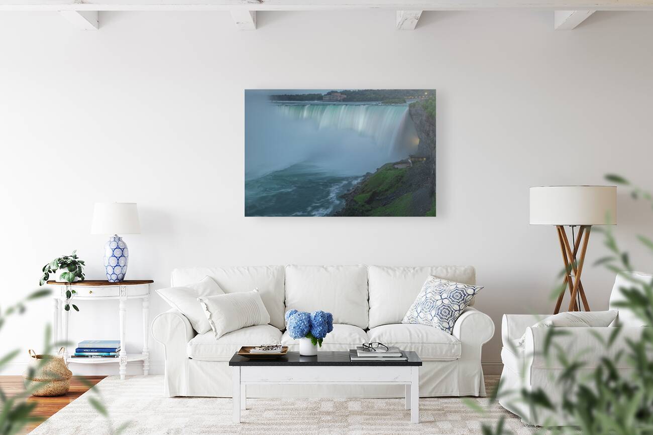 Horseshoe Silky Summer Smooth Reproduction