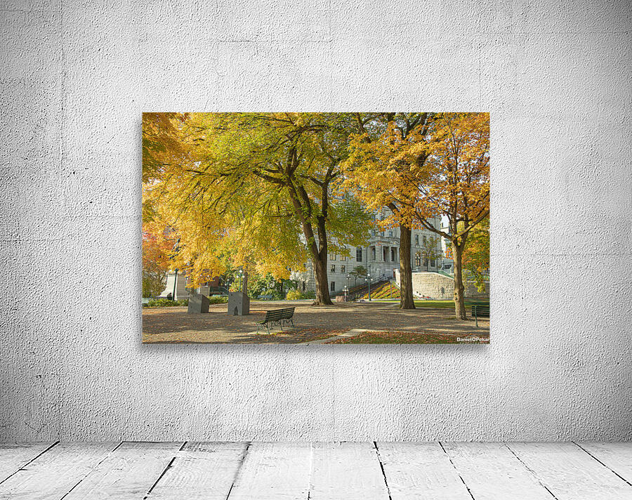 Autumn Splash in Quebec City Wall Preview