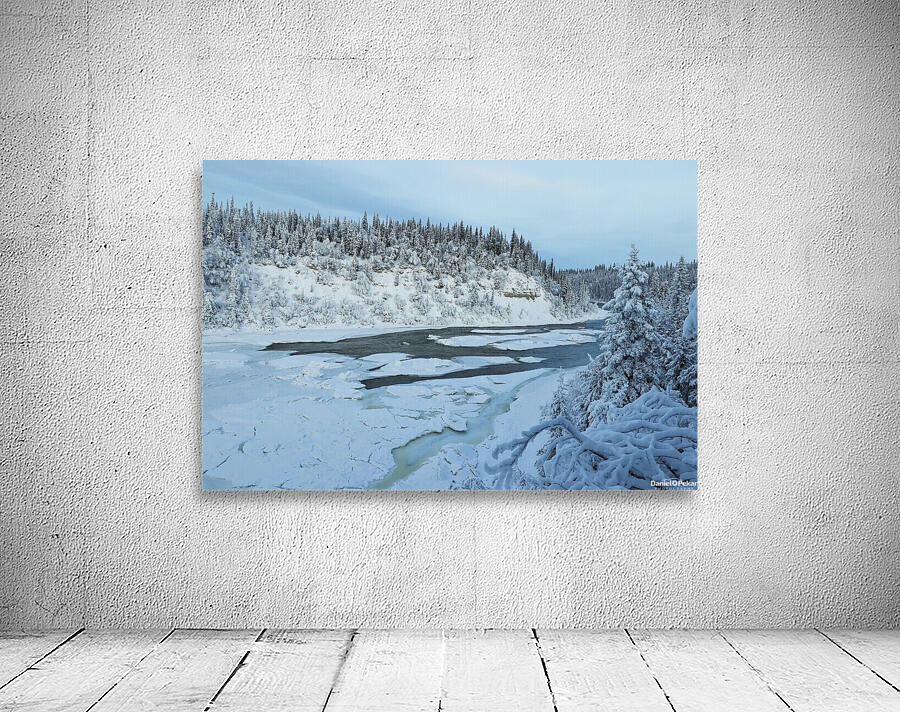 Lady Evelyn Winter Wonderland Wall Preview