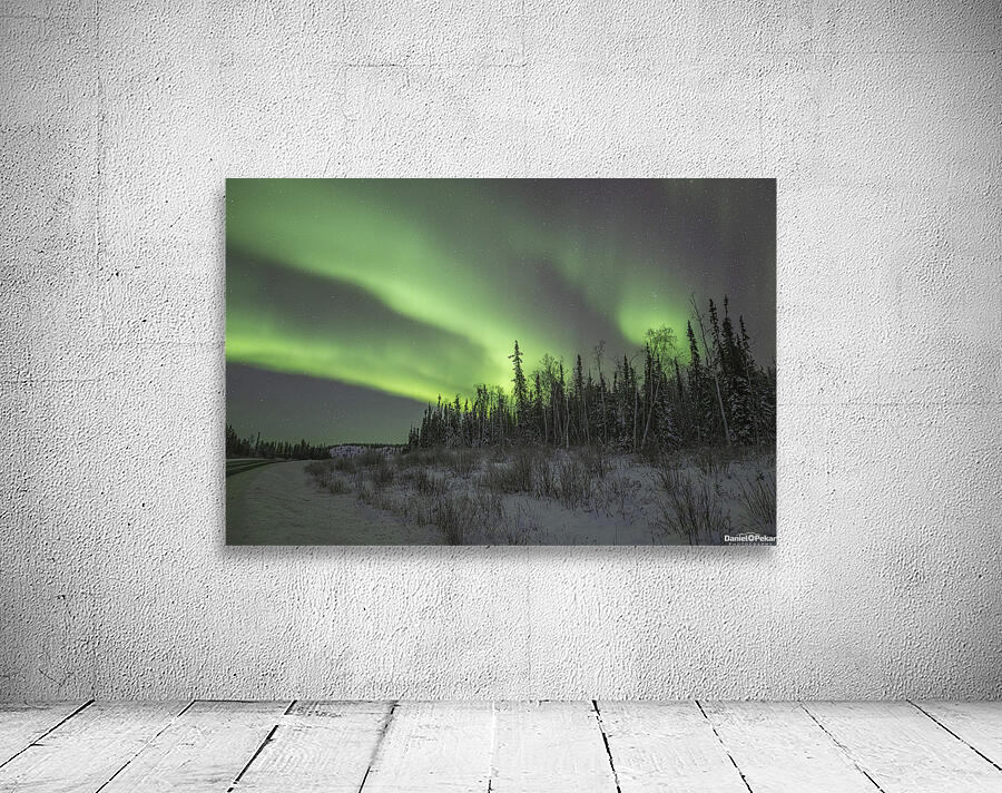 Ingraham Aurora Ribbons Wall Preview