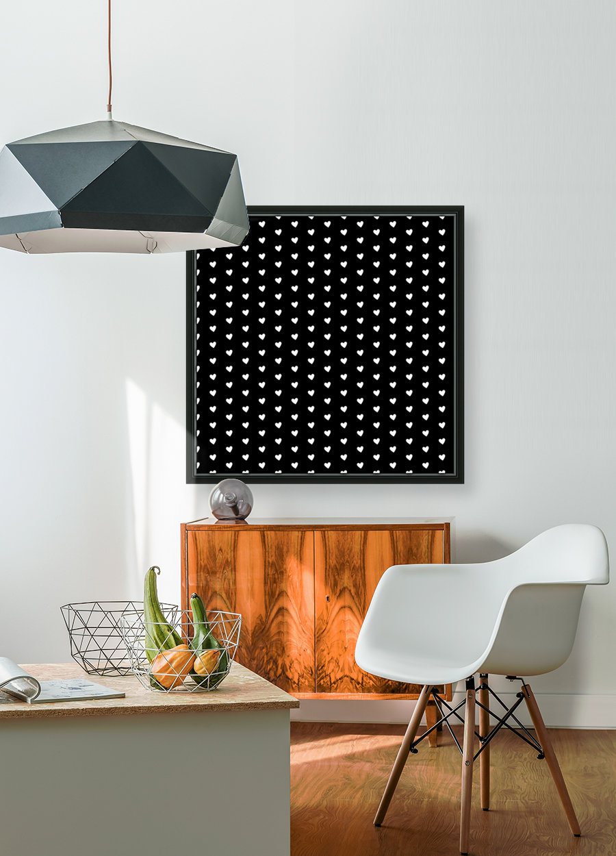 Black & White Heart Shape Pattern Reproduction