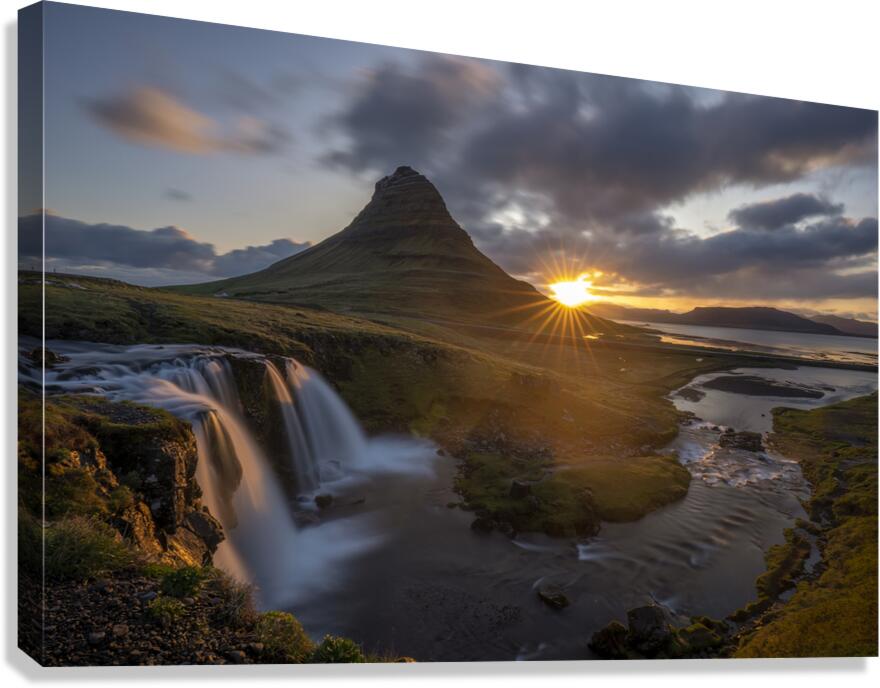 Kirkjufell Dreaming Canvas Print