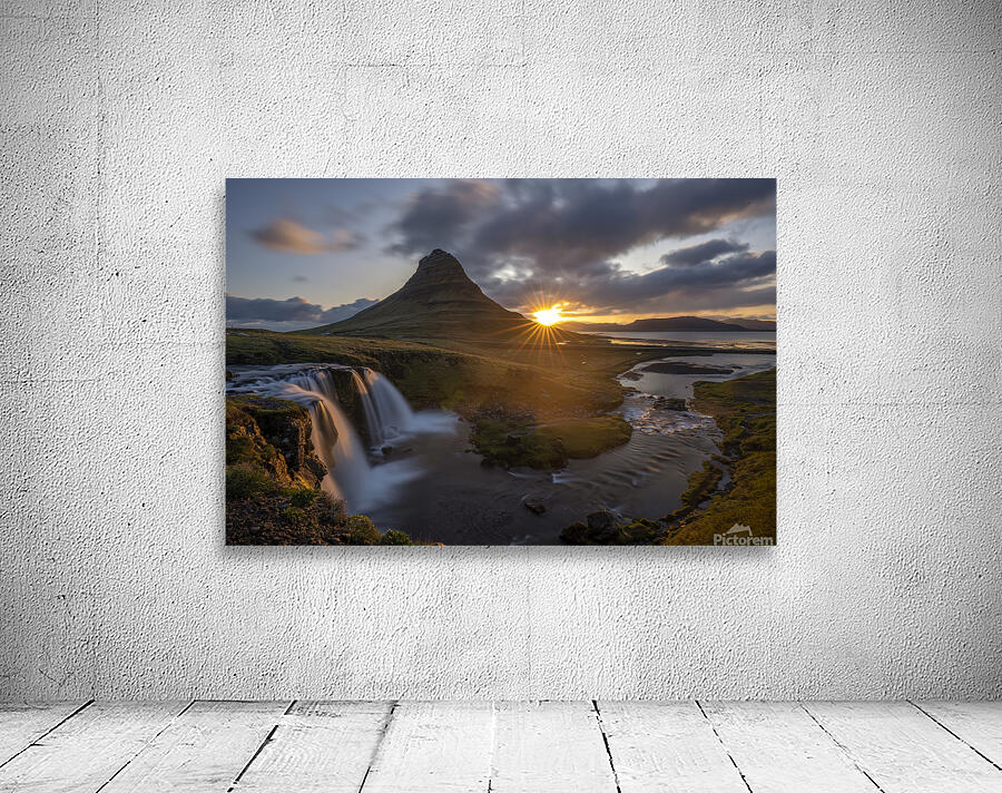 Kirkjufell Dreaming Wall Preview