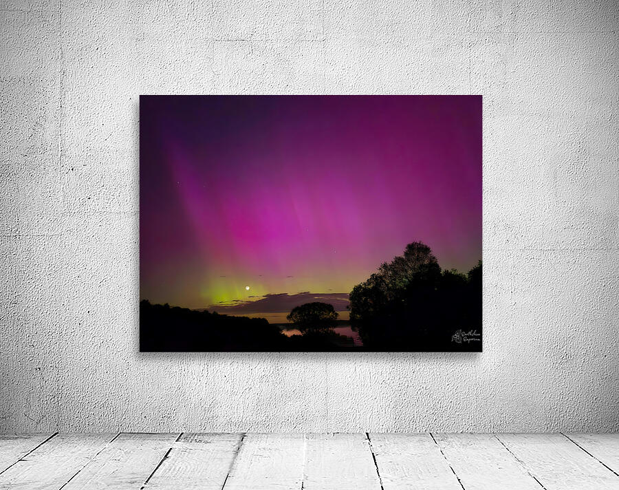 Aurora 9 Wall Preview