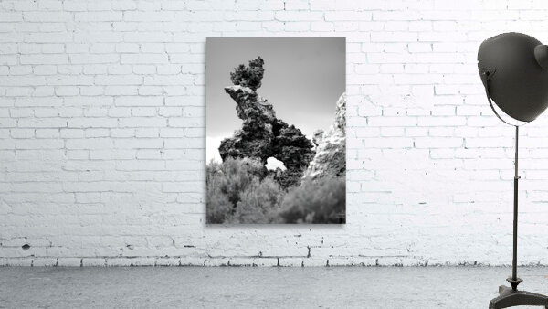 Tufa Column Wall Preview