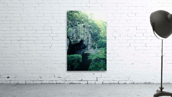 Hanging Rock Wall Preview