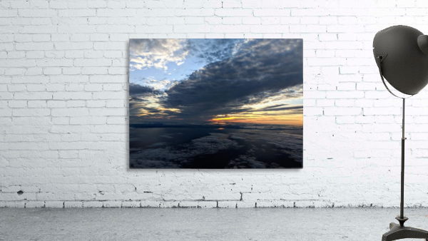 Vibrant sunset cloud cover Wall Preview