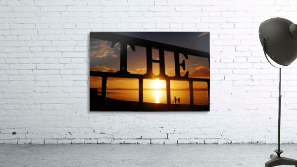 THE sunset couple Wall Preview