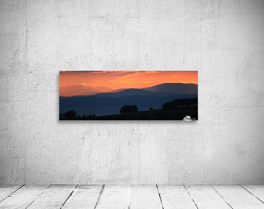 Lakes hills Wall Preview