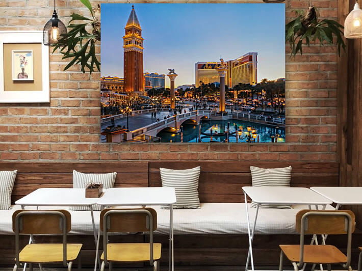 Venetian plaza Las Vegas by TatianaTravelways