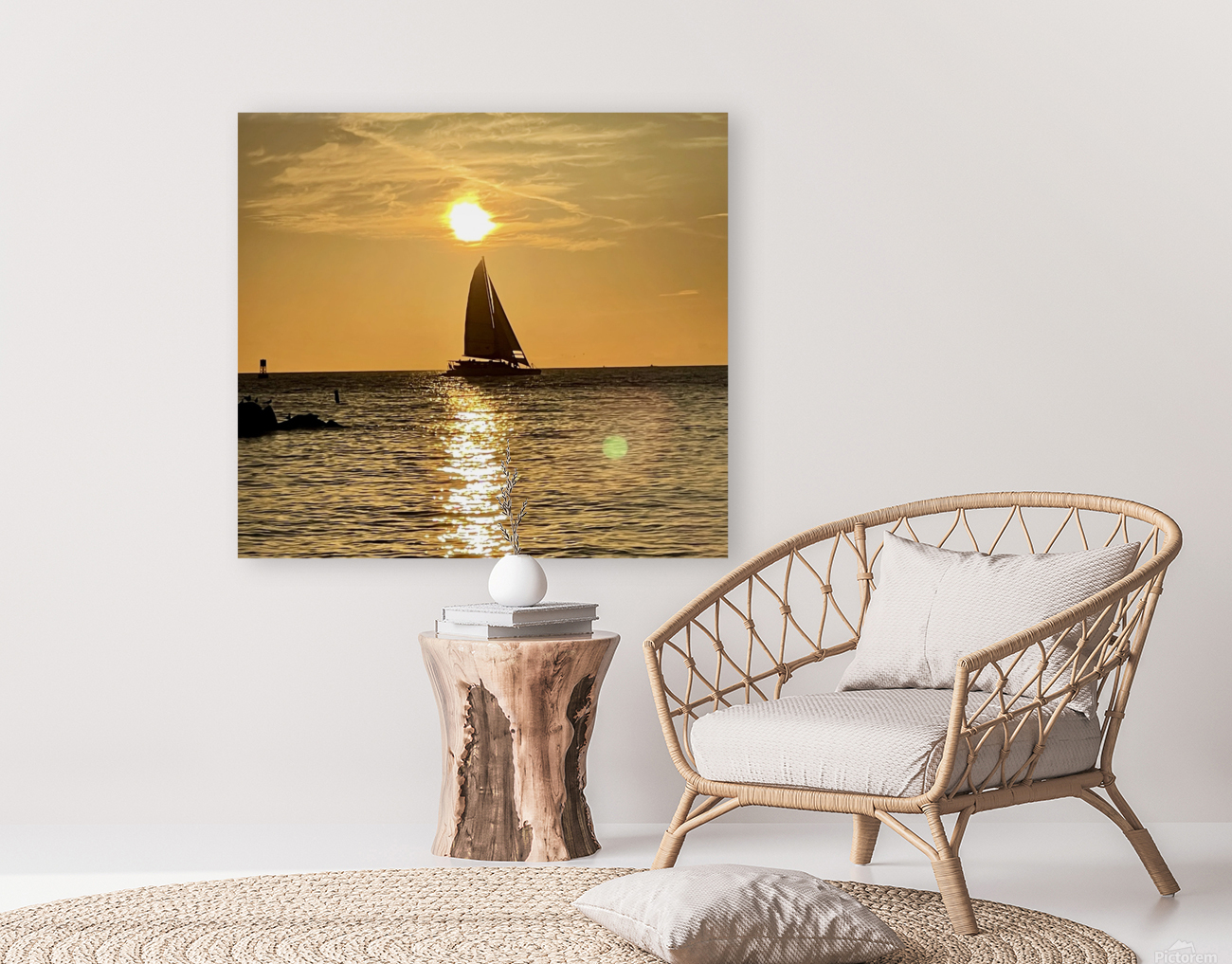 Sailing into the sun Reproduction