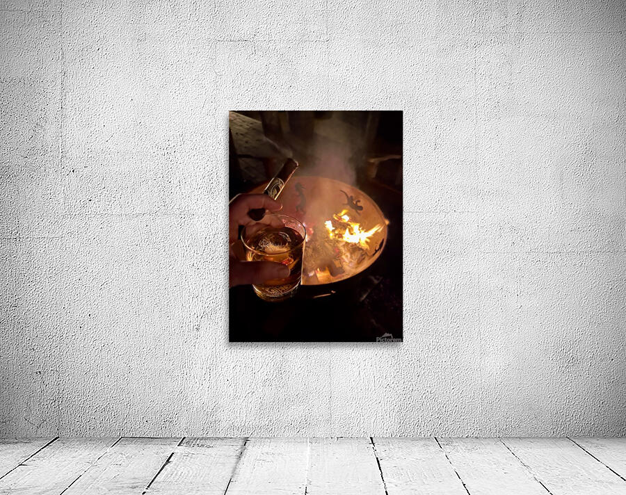 Firepit reflctions Wall Preview