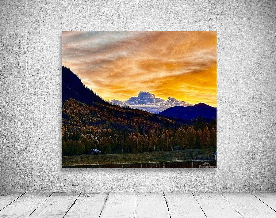 Cloud in the sunset Wall Preview