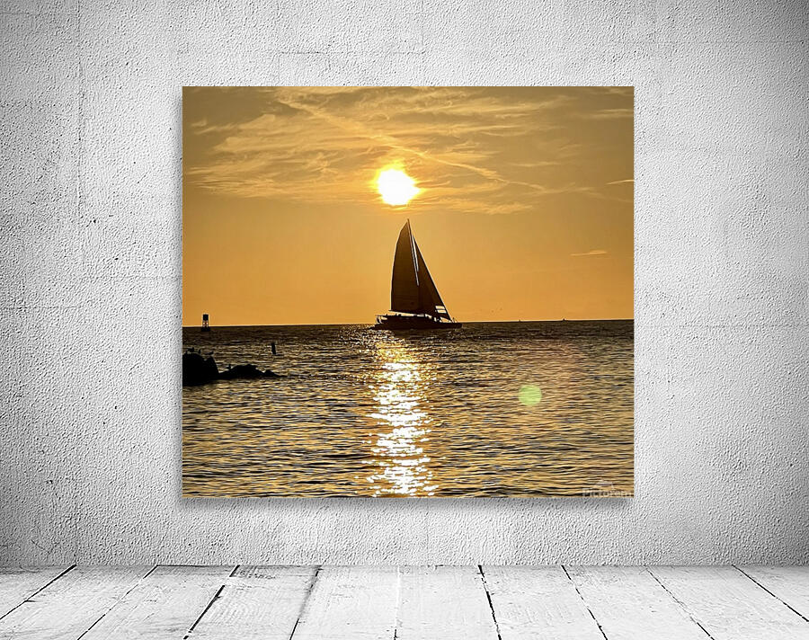 Sailing into the sun Wall Preview