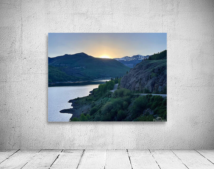 Sunset over the lake Wall Preview