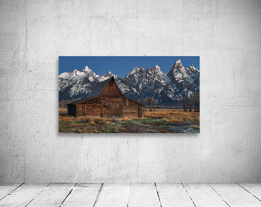 mountain barn Wall Preview