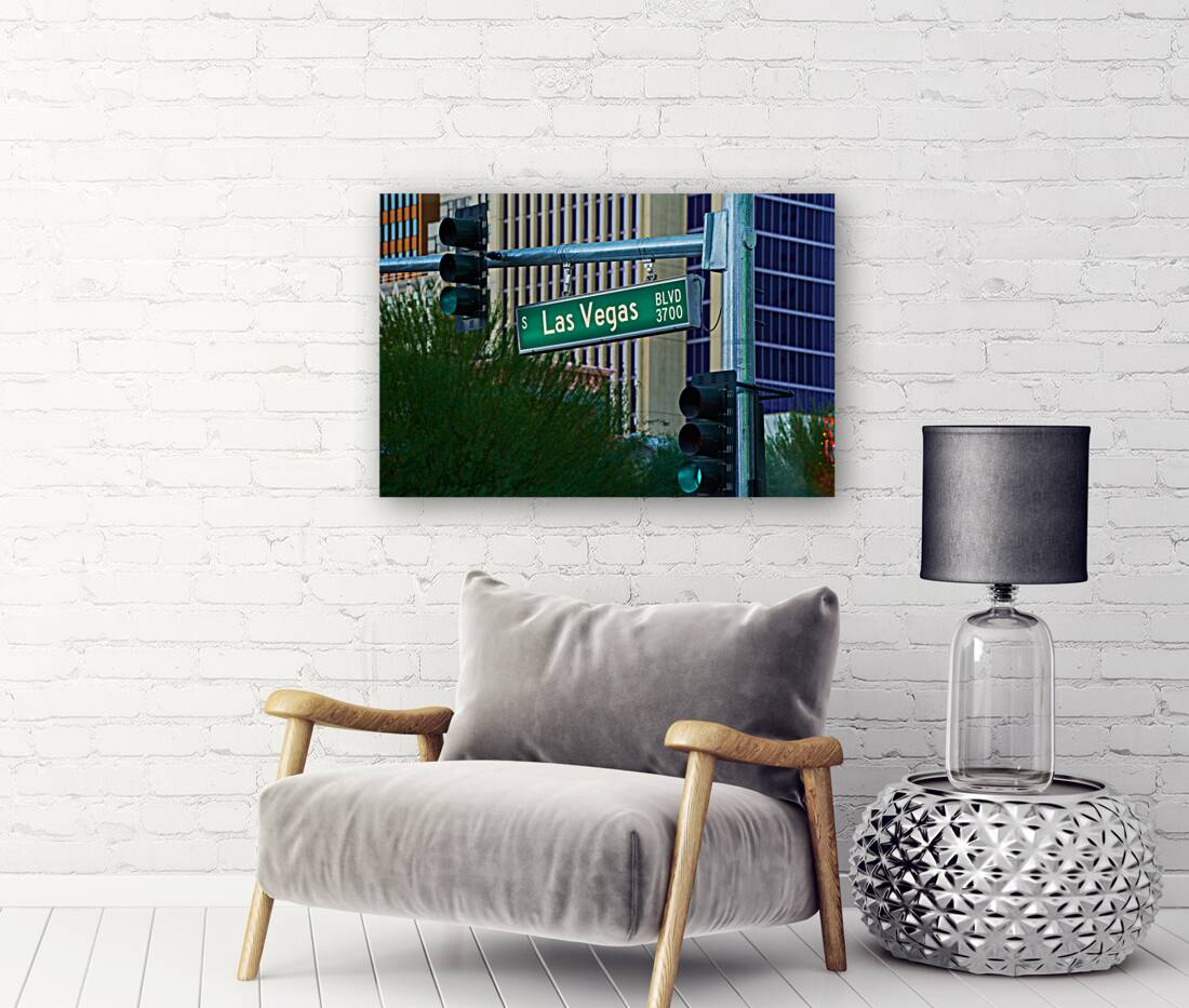 Las Vegas Blvd   The Strip DSC03929 Reproduction