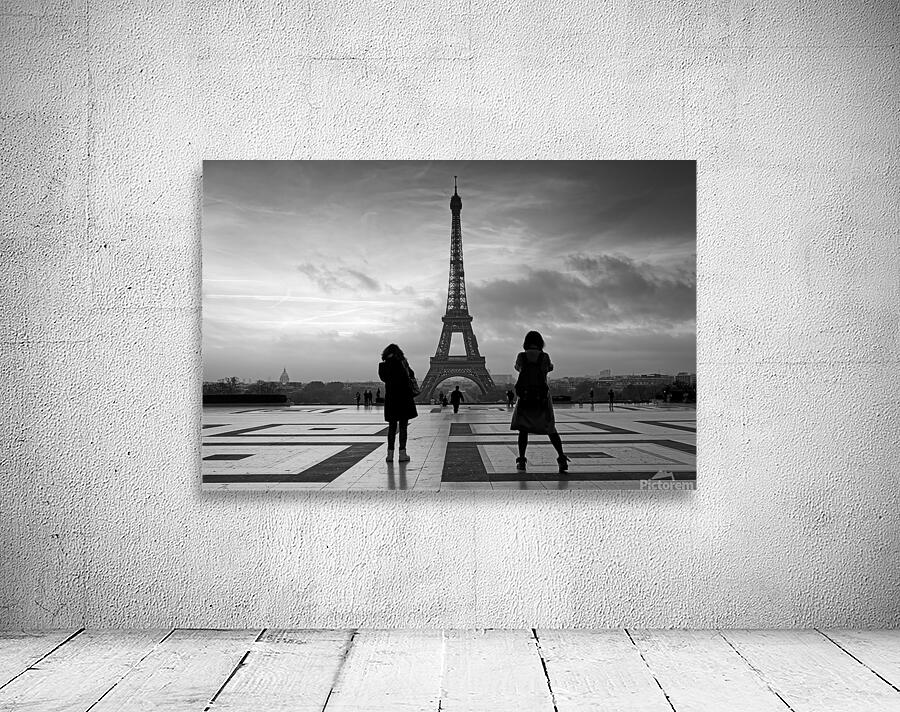 Trocadero square Wall Preview