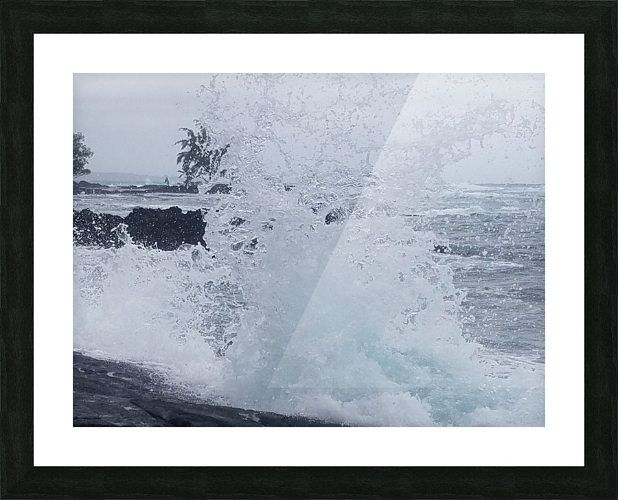 Hilo Bay Tide Picture Frame print