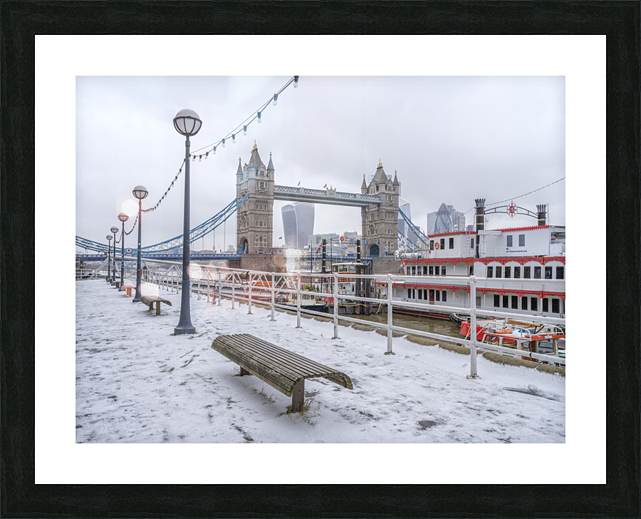 London Winter Picture Frame print