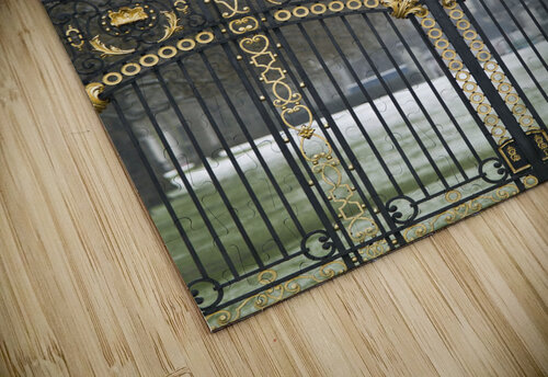 Green park gate Assaf Frank puzzle