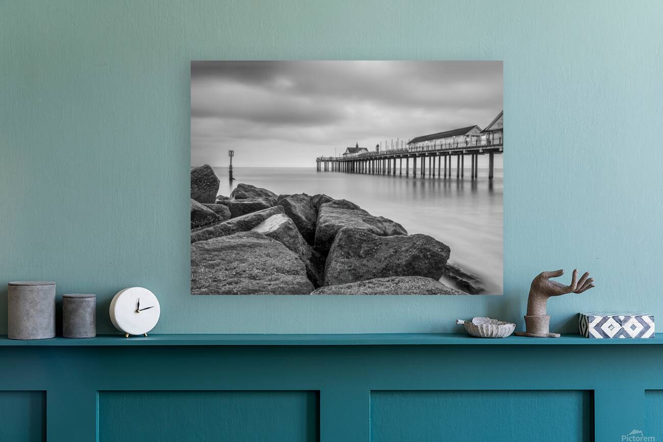Monochrome Pier Escape Reproduction