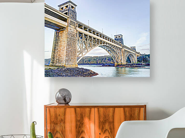 Britania Bridge by Assaf Frank