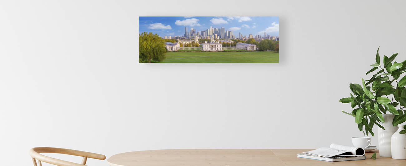 Canary Wharf by Assaf Frank