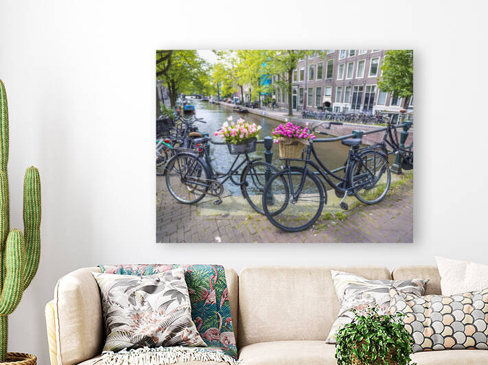 Exploring the Amsterdam Canals by Assaf Frank