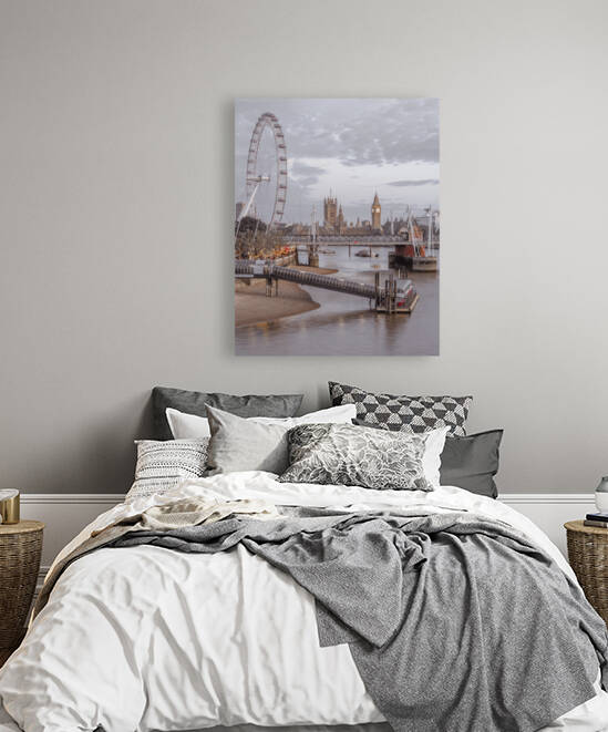 Glimpses of London by Assaf Frank