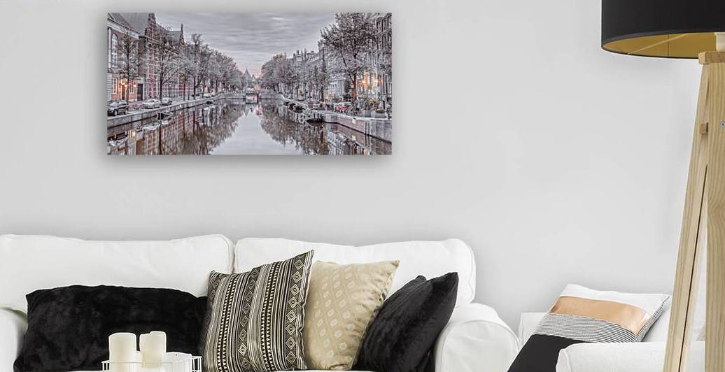 Charming Amsterdam Canal by Assaf Frank