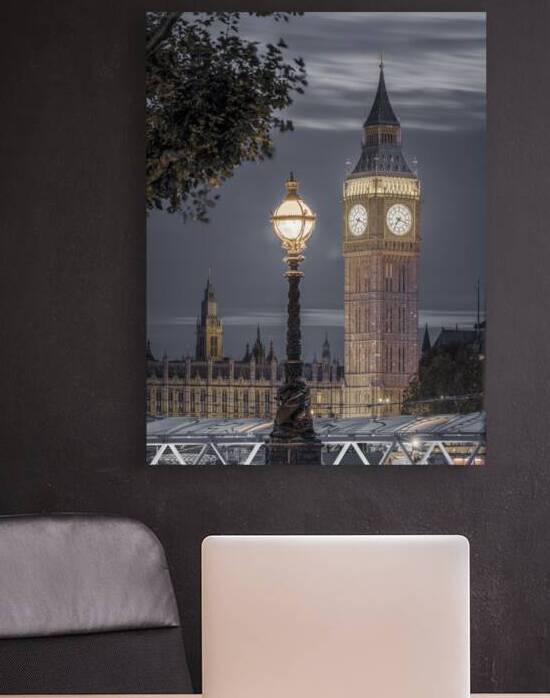 Street lamp and Big Ben by Assaf Frank