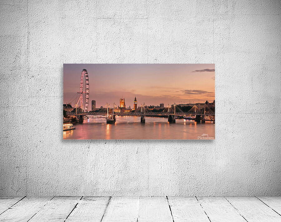River Thames Wall Preview