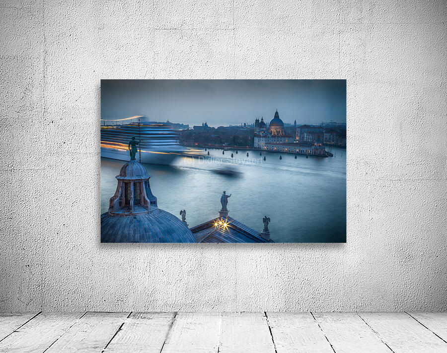 Venise - Boat Wall Preview
