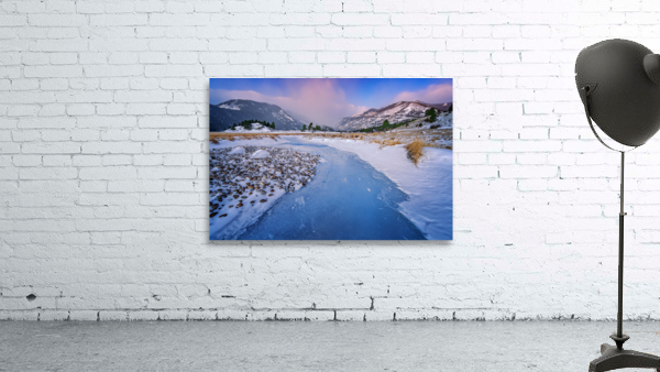 Frozen Flow Wall Preview