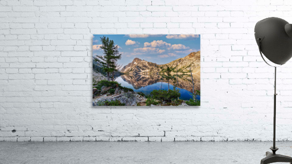 Sawtooth Lake Wall Preview