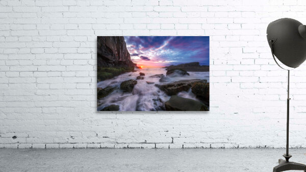 Bald Head Cliff Wall Preview