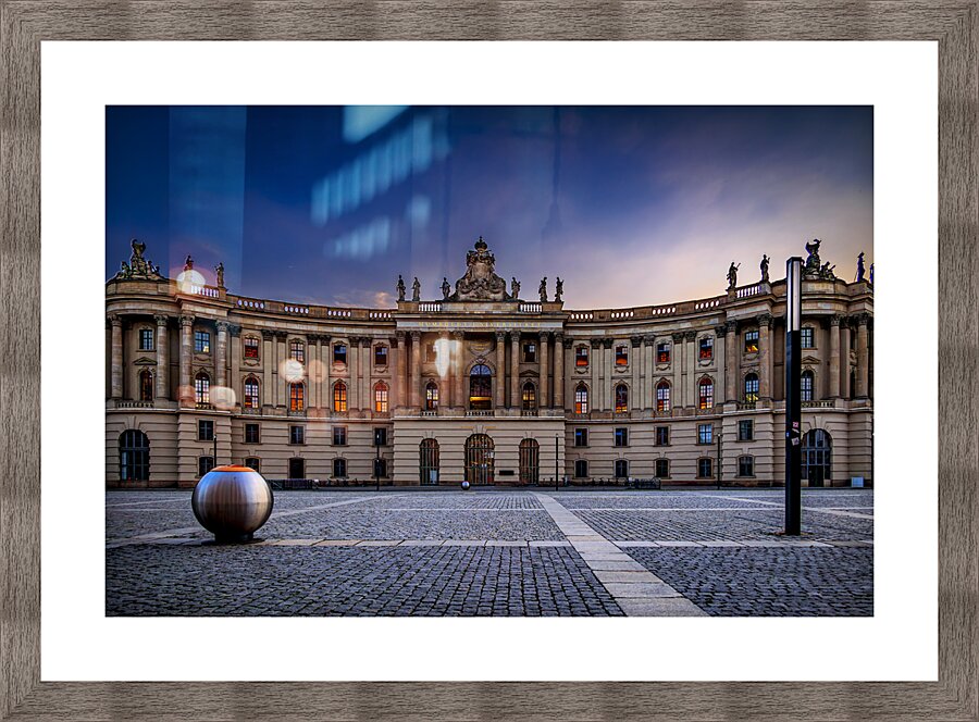 Store Berlin 5L3A3588 Picture Frame print