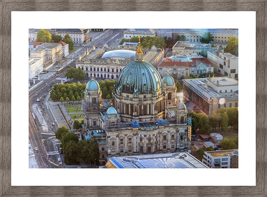 Store Berlin 5L3A3290 Picture Frame print
