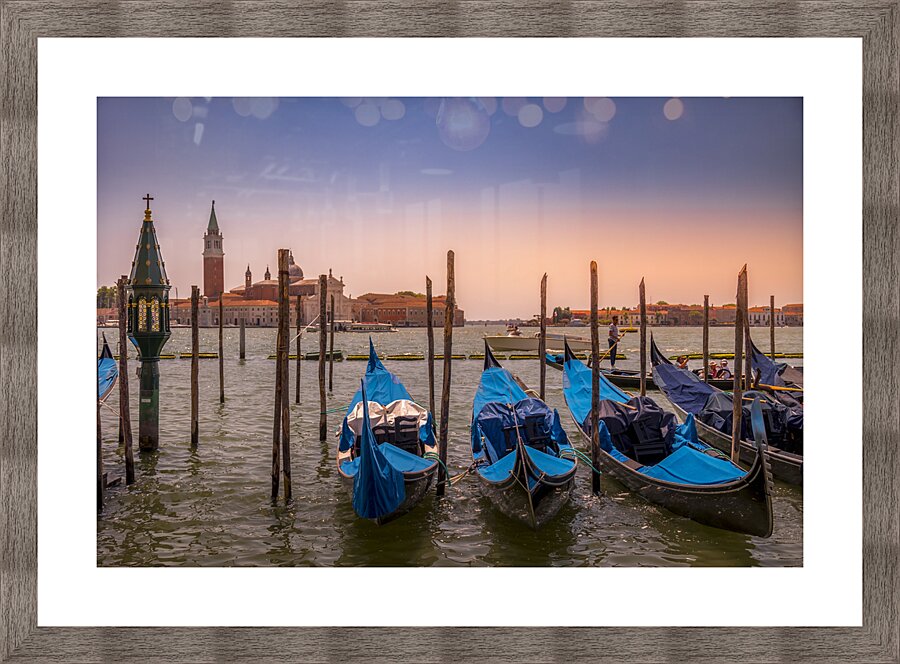 Store Venice 5L3A4608 Picture Frame print