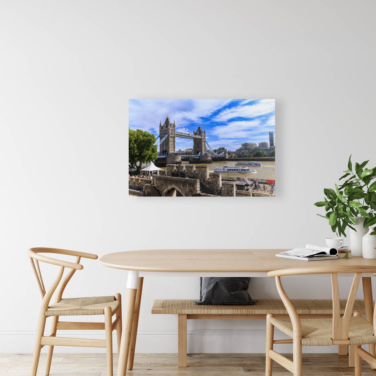 Store London 5L3A1403 Reproduction