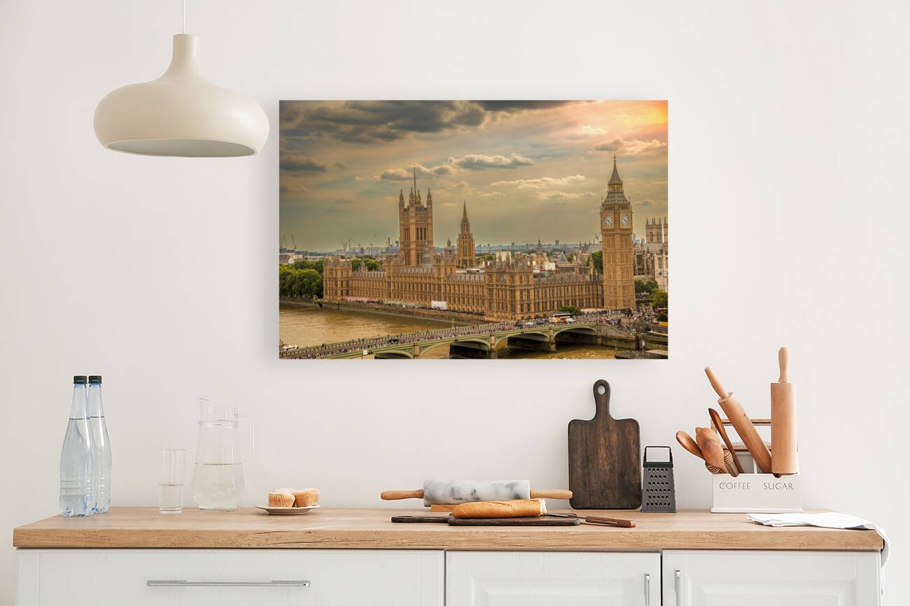 Store London 5L3A1770 Reproduction