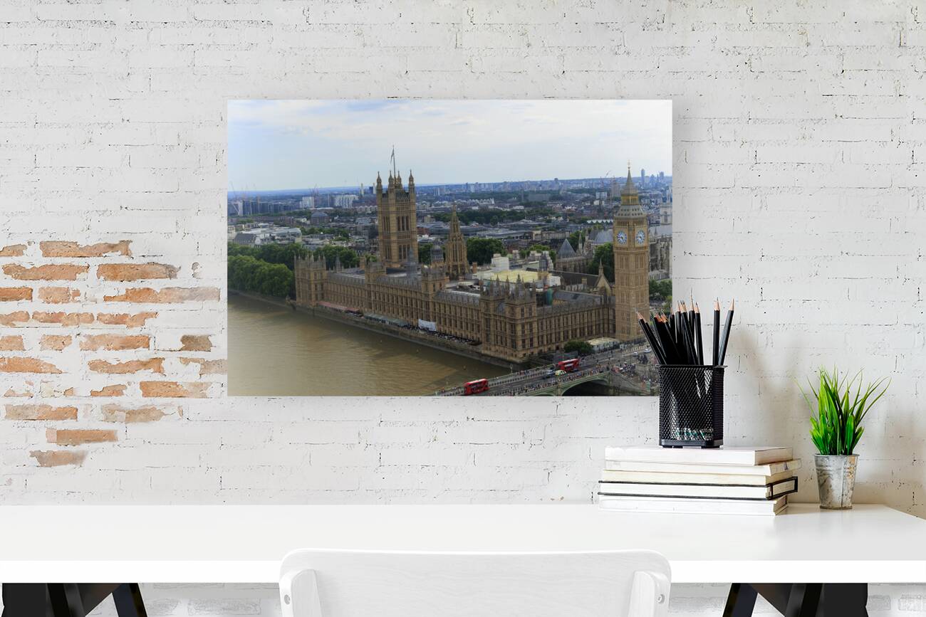 Store London 5L3A1756 Reproduction