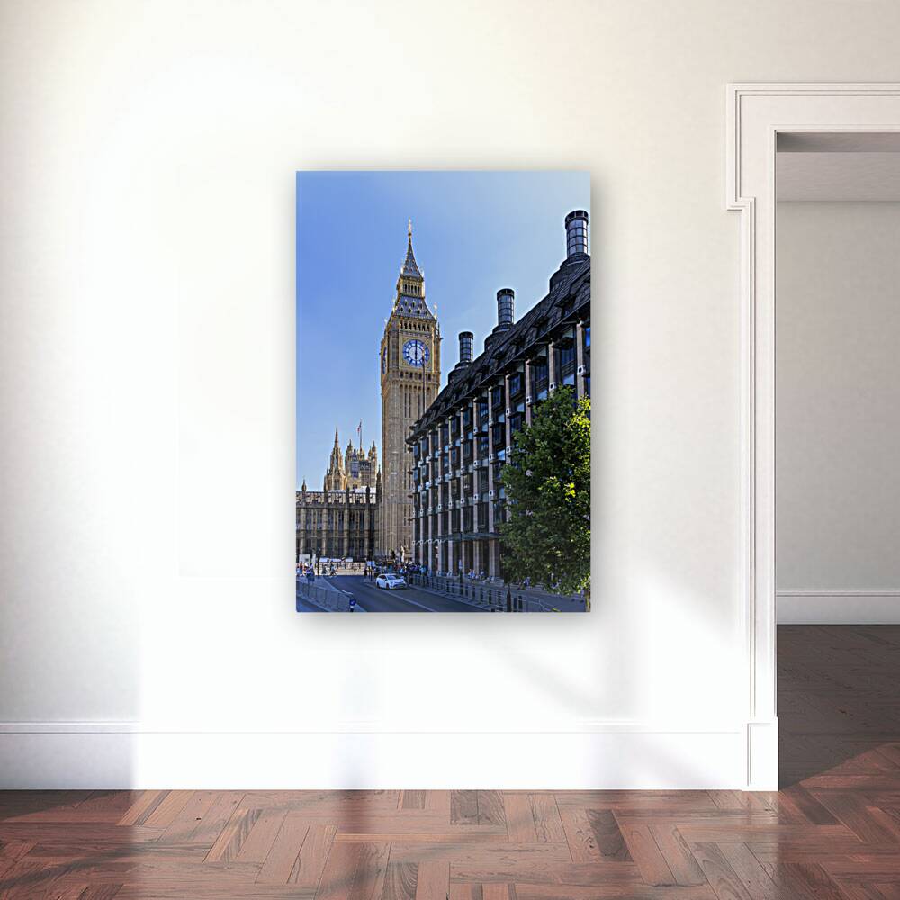 Store London 5L3A1434 Reproduction