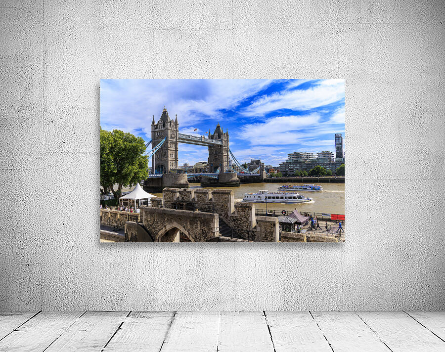 Store London 5L3A1403 Wall Preview