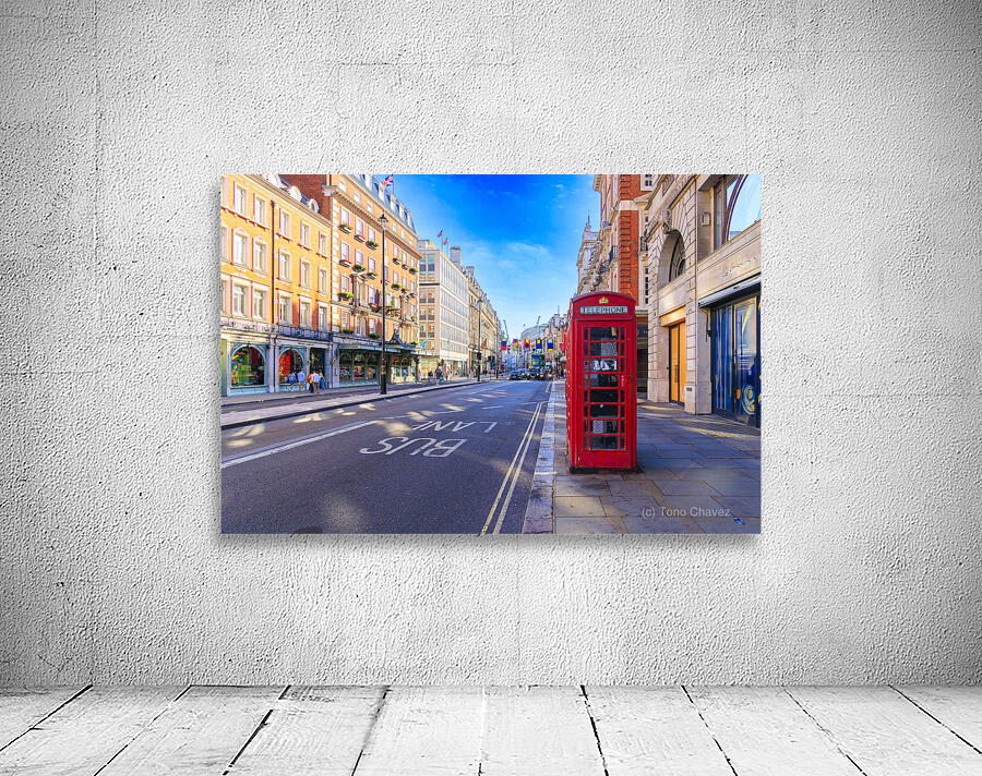 Store London 5L3A1461 Wall Preview